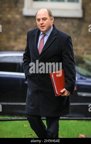 London, UK. 7th Dec, 2021. Ben Wallace, MP, Secretary of State for Defence. Ministers attend the Cabinet Meeting in Downing Street. Credit: Imageplotter/Alamy Live News Stock Photo