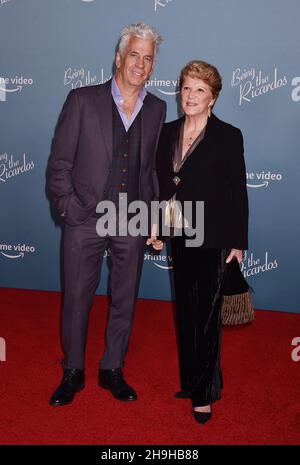 LOS ANGELES, CA - DECEMBER 06: (L-R) Steve Bakunas and Linda Lavin attends the Los Angeles Premiere Of Amazon Studios' 'Being The Ricardos' at Academy Museum of Motion Pictures on December 06, 2021 in Los Angeles, California. Stock Photo