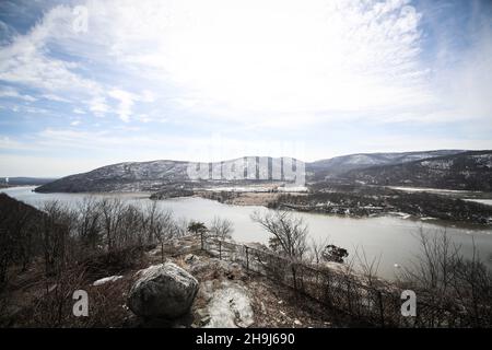 A view of the Hudson River in upstate New York near Tarry Town Stock Photo