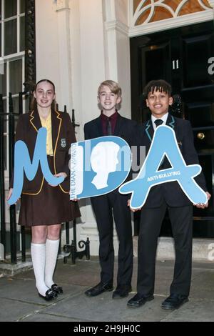 Tara Whelan, Ryan Wiggins and Junior Frood (winners of the Diana Award, left to right) posing for photos outside 11 Downing Street to celebrate seventeen years of the Diana Award. This award, set up in memory of Princess Diana, today has the support of both her sons the Duke of Cambridge and Prince Harry. Photo date: Wednesday, October 19, 2016. Photo credit should read: Richard Gray/EMPICS Entertainment Stock Photo