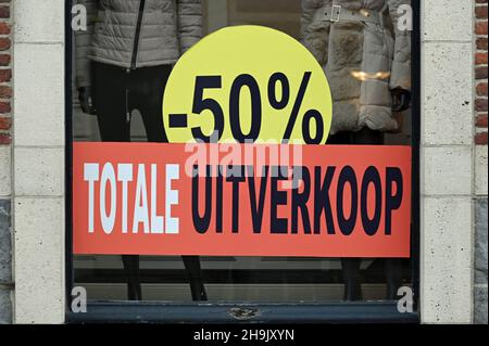 Belgian shop window with the inscription: 50% total sale Stock Photo