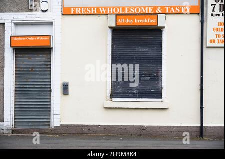 London, England, UK, June 6th 2021, Closed business due to covid 19 lockdown during pandemic Stock Photo