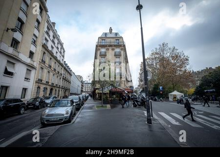 Street scene at the streets fo Paris and people walking around. Paris, France Stock Photo