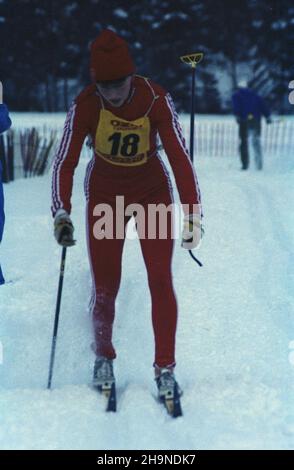 Zakopane 02.1984. Memoria³ Bronis³awa Czecha i Heleny Marusarzówny. Zawody narciarskie rozgrywane corocznie od 1946 roku w Zakopanem. js  PAP/Wojciech Kryñski    Dok³adny dzieñ wydarzenia nieustalony.         Zakopane February 1984. The 1984 Bronislaw Czech and Helena Marusarzowna Memorial Ski Track. The ski competition held every year since 1946 in Zakopane.   js  PAP/Wojciech Krynski    Event date unknown.