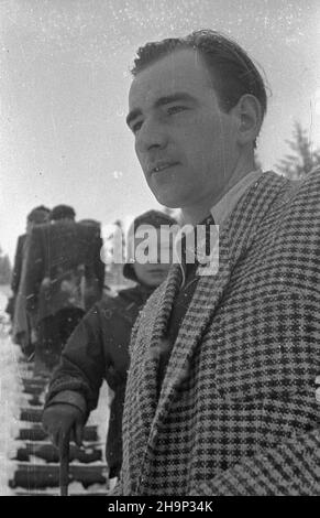 Zakopane, 1949-01-16. Memoria³ im. porucznika Wójcickiego w narciarstwie.  bk  PAP      Zakopane, Jan. 16, 1949. The Lt. Wojcicki Memorial Ski Event. bk  PAP