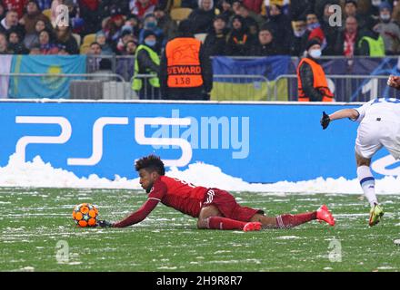 KYIV, UKRAINE - NOVEMBER 23, 2021: Kingsley Coman of Bayern Munchen in action during the UEFA Champions League game against Dynamo Kyiv at NSC Olimpiyskyi stadium in Kyiv. Bayern Munchen won 2-1 Stock Photo