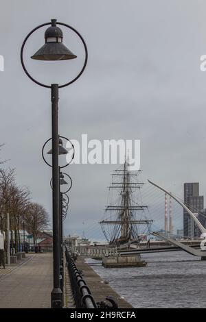 Famine Ship Jeanie Johnston, Famine ship museum,  Ireland’s Great Famine, Memorial to the Great Famine Victims in Dublin, Ireland Stock Photo