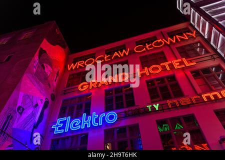 Evening shots at Galeria Neon Side in Wrocław in Poland. A feast for the eyes of old neon signs from around Poland, all in one sheltered courtyard. Stock Photo