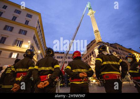 Rome, Italy. 08th Dec, 2021. Michela Murgia, writer during â€œPiu  libri piu liberi The National Fair of Small and Medium Publishing, News in  Rome, Italy, December 08 2021 Credit: Independent Photo Agency/Alamy