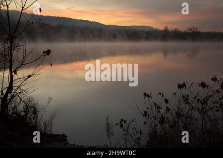 Spring Lake, Fisher Meadows Recreation Area, Avon, Connecticut Stock Photo