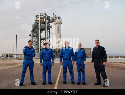 July 20, 2021, Van Horn, Texas, USA: Wally Funk, 82, became the oldest person to fly in space. OliverÊDaemen, 18, was the firstÊeverÊcommercial astronaut to purchase a ticket and fly to space on a privately-fundedÊandÊlicensed space vehicleÊfrom a private launch site.ÊHe also became the youngest person to fly in space. New Shepard became the firstÊcommercialÊvehicle under aÊsuborbital reusable launch vehicleÊlicense to flyÊpayingÊcustomers,ÊbothÊpayloads and astronauts,Êto space and back. Jeff and Mark Bezos became the first siblings to ever fly in space together. New Shepard, Blue Origin's fu Stock Photo