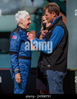 Van Horn, Texas, USA. 20th July, 2021. Jul 20, 2021 - Van Horn, Van Horn, Texas, USA - Wally Funk, 82, became the oldest person to fly in space. New Shepard, Blue Origin's fully reusable suborbital spacecraft (which is named after NASA astronaut Alan Shepard, the first American in space), lifted off from the company's Launch Site One, near Van Horn, Texas Credit: Blue Origin/ZUMA Wire/ZUMAPRESS.com/Alamy Live News Stock Photo