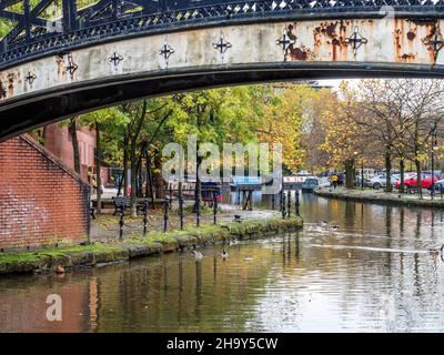 Canal Footbridge at Castlefield Canal Basin in Castlefield Manchester Greater Manchester England Stock Photo