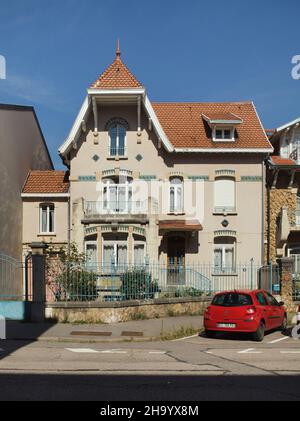 Art Nouveau villa designed by French architects Louis Marchal and Emile Toussaint (1911) in 38 Rue Félix-Faure in Nancy, France. Stock Photo