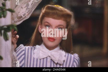 MEET ME IN ST.LOUIS 1944 MGM film with Judy Garland Stock Photo