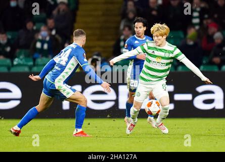 BUFANDA DE UEFA EUROPA LEAGUE ENTRE VALENCIA C.F Y CELTIC DE GLASGOW NUEVA SCARF