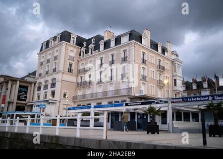 France, Brittany, September 2020. Illustration of daily life in Brittany. Photograph by Martin Bertrand. France, Bretagne, Septembre 2020. Illustratio Stock Photo