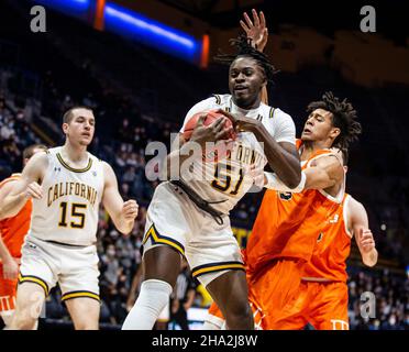 Hass Pavilion Berkeley Calif, USA. 08th Dec, 2021. CA U.S.A.  during the NCAA Men's Basketball game between Idaho State Bengals and the California Golden Bears. California won 72-46 at Hass Pavilion Berkeley Calif. Thurman James/CSM/Alamy Live News Stock Photo