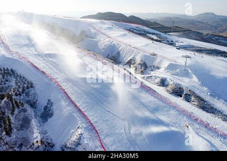 HOHHOT, CHINA - DECEMBER 10,2021 - Aerial photo taken on Dec. 10, 2021 shows the scenery of Mazong mountain Ski resort in Hohhot, Inner Mongolia, Chin Stock Photo