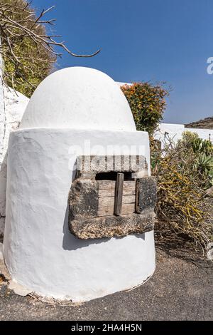 oven,museo agricola el patio,open-air museum,founded in 1845,tiagua,lanzarote,canary islands,spain,europe Stock Photo