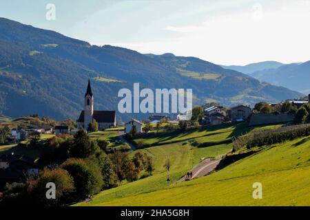 maria himmelfahrt church,feldthurns near brixen,taken from keschtnweg,south tyrol,italy Stock Photo