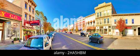 panoramic image of village of saugerties townhouses built in various architecture styles Stock Photo