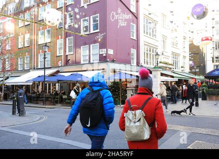 The restaurants in St Christopher's Place at Christmas 2021, in central London, UK Stock Photo