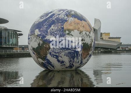 Luke Jerram, Floating Earth, Salford, Media City Stock Photo