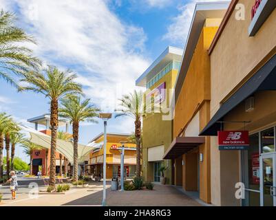 Las Vegas Premium Outlets South in Nevada Editorial Image - Image of  discount, outlet: 61966020