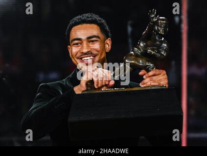 New York, United States. 11th Dec, 2021. Quarterback Bryce Young from Alabama wins the Heisman Trophy in New York City on Saturday, December 11, 2021. Photo by The Heisman Trust Credit: UPI/Alamy Live News Stock Photo