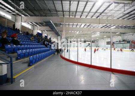 Dec 11, 2021, Toronto Ontario, Canada, York Canlan Ice Arena  - The Toronto Six defeat the Metropolitan Riveters 2-1 In PHF regular season action. Tor Stock Photo