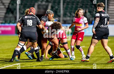 London, UK. 12th Dec, 2021. Sonia Green of Saracens Women tackles Shaunagh Brown of Harlequins Women during the Womens Allianz Premier 15s match between Saracens Women and Harlequins Women at theStoneX Stadium, London, England on 12 December 2021. Photo by Phil Hutchinson. Editorial use only, license required for commercial use. No use in betting, games or a single club/league/player publications. Credit: UK Sports Pics Ltd/Alamy Live News Stock Photo