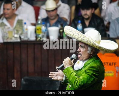 MEXICO CITY, MEXICO - MAY 16: Vicente Fernandez, singer of popular mariachi music, during his presentation in the arena of the palenque of the Sonora cattle expo on May 16, 2009 in Hermosillo, Mexico (Photo by Luis Gutierrez / Norte Photo ) Stock Photo