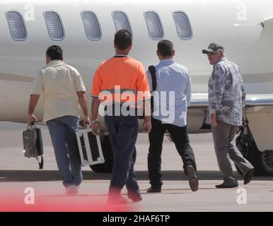 MEXICO CITY, MEXICO - MAY 27: Vicente Fernandez, singer of popular mariachi music, leaving in his private plane at the airport on May 27, 2012 in Hermosillo, Mexico (Photo by Luis Gutierrez / Norte Photo ) Stock Photo