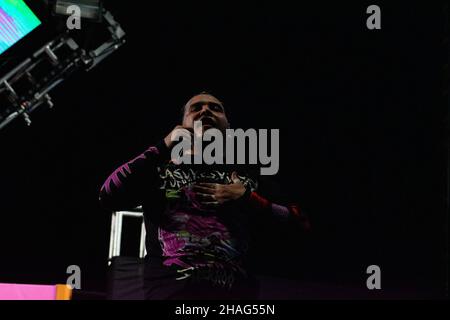 People enjoy to Punk, metal and rock bands La Pestilencia, Peste Mutante, Blood May Rise and El Verdadero Guerrero during 'Festival Alta Voz' in Medellin - Antioquia, Colombia on December 11, 2021. Stock Photo