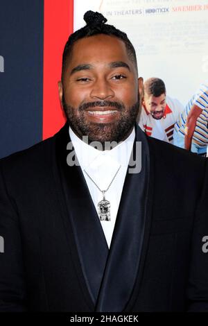 November 14, 2021, Los Angeles, CA, USA: LOS ANGELES - NOV 14:  Dixson at the AFI Fest Closing Night - King Richard Premiere at the TCL Chinese Theater IMAX on November 14, 2021 in Los Angeles, CA (Credit Image: © Kay Blake/ZUMA Press Wire) Stock Photo