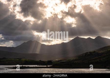 Sunbeams over Snowdon mountain, Snowdonia, North Wales Stock Photo