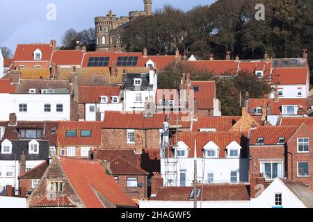 Most of the houses of Old Town Scarborough date back to the late Georgian and early Victorian era when Scarborough was booming as a resort town Stock Photo