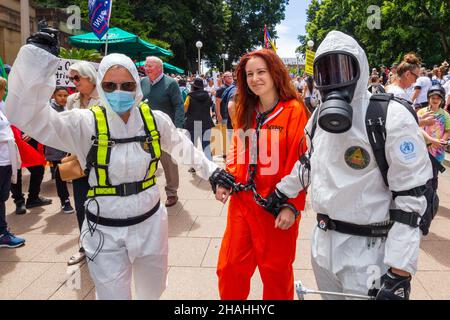 Sydney, Australia. 12 Dec 2021. The 'Reclaim the Line' anti coronavirus lockdown protest, which occurred between Hyde Park and Prince Alfred Park in the Sydney city centre. Pictured: protesters at Hyde Park. Stock Photo