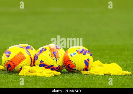 Milan, Italy. 12th Dec, 2021. Official Nike Serie A Matchball during the Serie A 2021/22 football match between FC Internazionale and Cagliari Calcio at Giuseppe Meazza Stadium, Milan, Italy on December 12, 2021 Credit: Independent Photo Agency/Alamy Live News Stock Photo