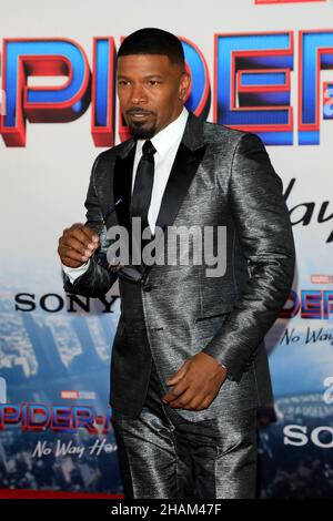 LOS ANGELES - DEC 13:  Jamie Foxx at the Spider-Man: No Way Home Premiere at the Village Theater on December 13, 2021 in Los Angeles, CA Stock Photo