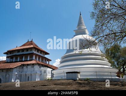 Sri Lanka Kandy Lankatilake buddhist temple Stock Photo - Alamy