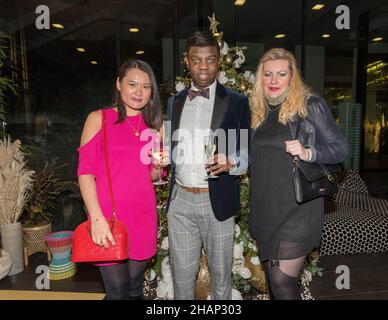 Paris : ' Christmas Party ' par le Prince Jean-Barthélémy Bokassa, ambassadeur du XO Island Brandy la coco Fesse. Stock Photo