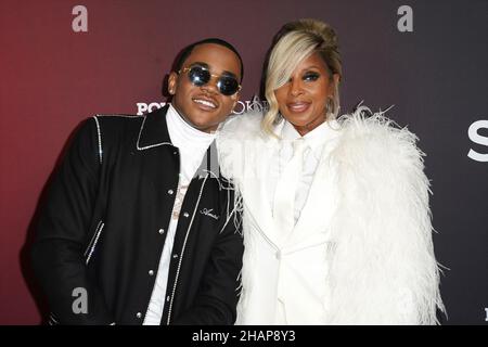 New York, NY - November 17, 2021: Michael Rainey Jr. and Mary J. Blige  wearing dress by