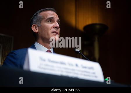 Los Angeles Mayor Eric Garcetti, President Biden's nominee to be Ambassador to India, testifies to the Senate Foreign Relations Committee confirmation hearing, at the U.S. Capitol, in Washington, DC, on Tuesday, December 14, 2021. Today, the full House of Representatives will vote to recommend contempt charges against former White House Chief of Staff Mark Meadows for refusing to testify concerning the January 6th insurrection, as the Senate acts on urgent debt ceiling legislation before a federal default.(Graeme Sloan/Sipa USA) Stock Photo