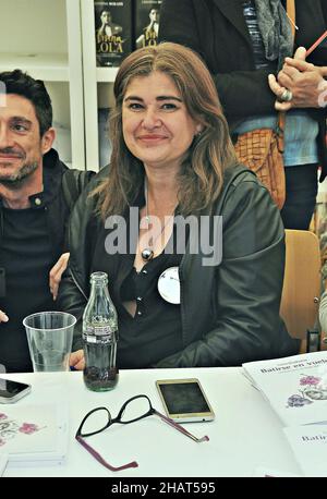 The writer Lucía Etxebarria at the Sant Jordí book signing on the Day of the Book and the Rose in Barcelona, Catalonia, Spain Stock Photo