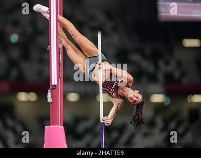 Anicka Newell participating in the Tokyo 2020 Olympics in the pole vault discipline. Stock Photo