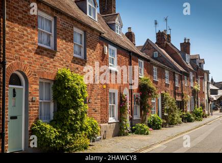 UK, England, Gloucestershire, Tewkesbury, Mill Street, attractive old houses in town centre Stock Photo