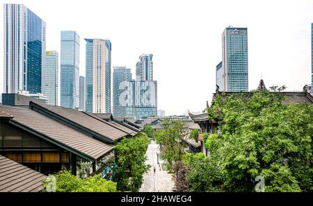 People at Taikoo Li Shopping Complex in Chengdu Editorial Image - Image of  office, open: 195774150