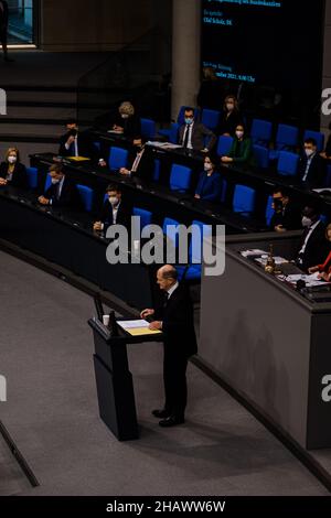 Berlin, Germany. 15th Dec, 2021. OLAF SCHOLZ at the Bundestag, on December 15, 2021. (Credit Image: © Ralph Pache/PRESSCOV via ZUMA Press Wire) Stock Photo